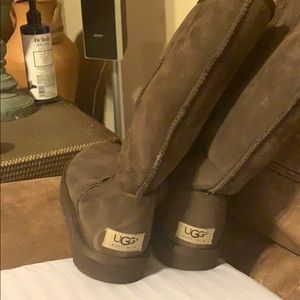 Ugg Chocolate Brown 🥾 Boots.